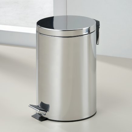 Pedal bin