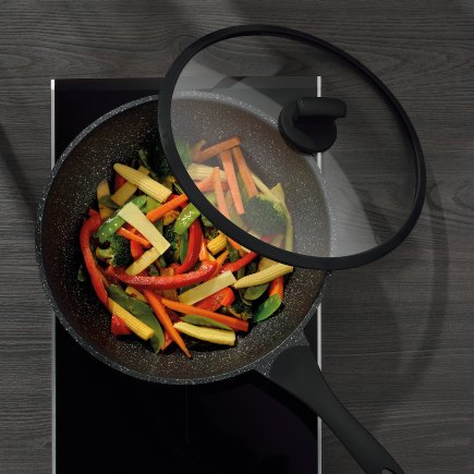 Stella Nova wok