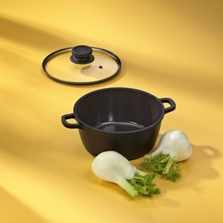 Covered saucepot Atura